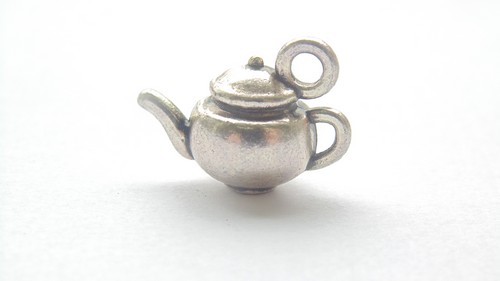 Подвеска металлическая "Чайничек объёмный" под серебро (361)